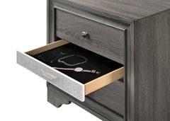 Traditional Queen 5 PC Storage Bedroom Set in Gray Wood