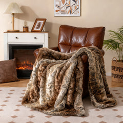 760GSM Soft Plush Fuzzy Luxury Faux Raccoon Fur Blanket for Sofa-M