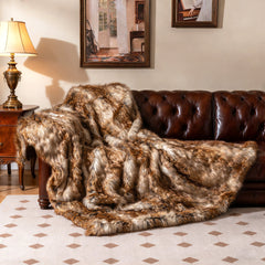 540GSM Soft Plush Fuzzy Luxury Faux Raccoon Fur Blanket for Bed-M