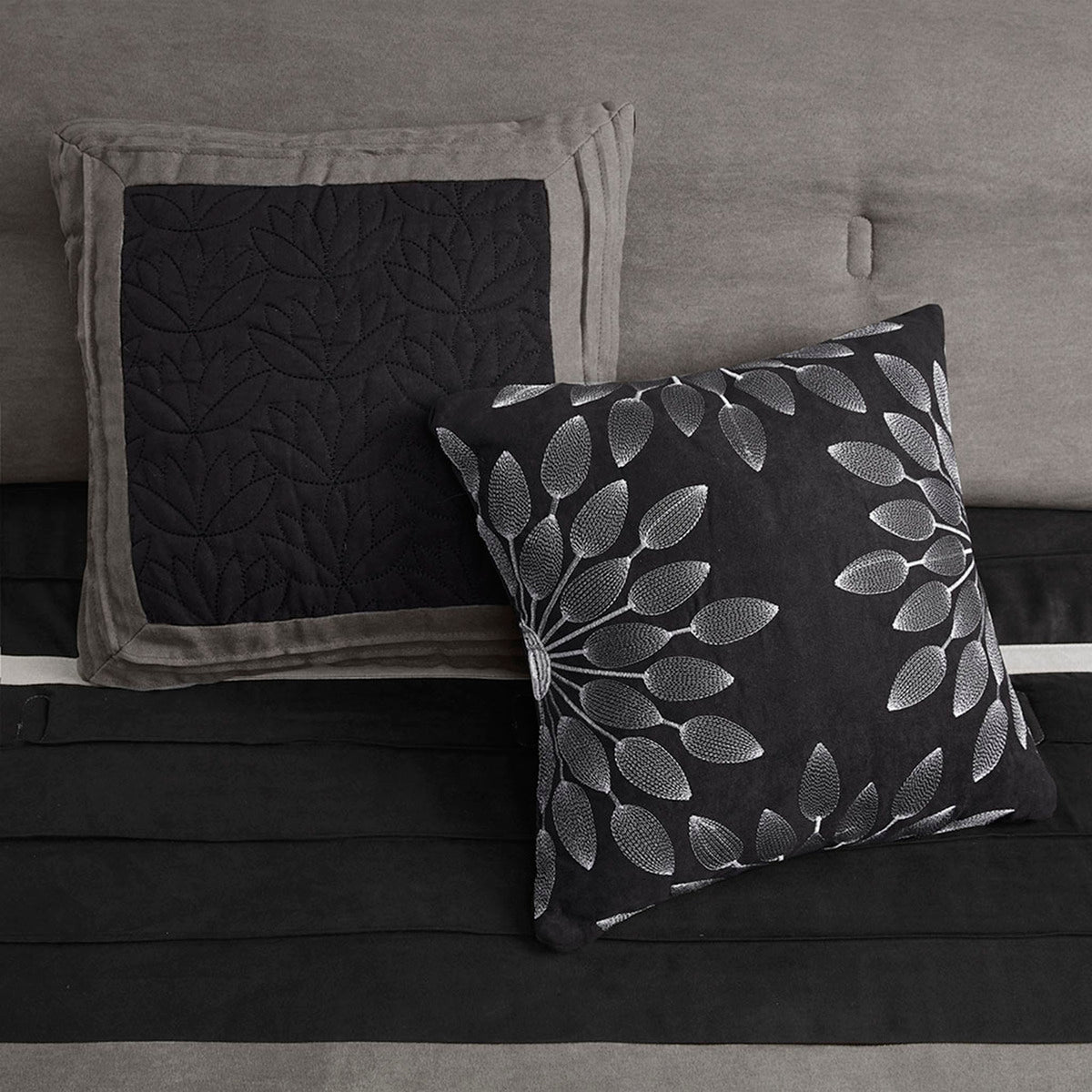 7 PC Pieced Faux Suede Comforter Set Black King