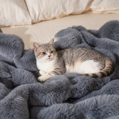 Luxury Fuzzy Plush Rabbit Fur Bubble Blanket for Armchair