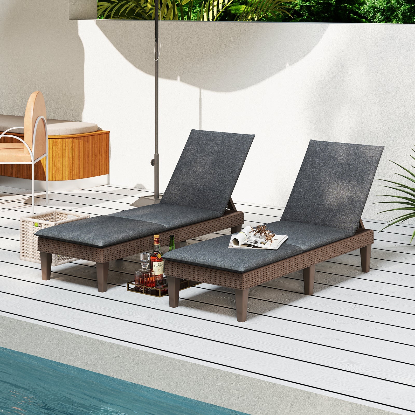 Patio Lounge Outdoor Recliner Chair with Cushion 3-Position Adjustable Backrest-Gray