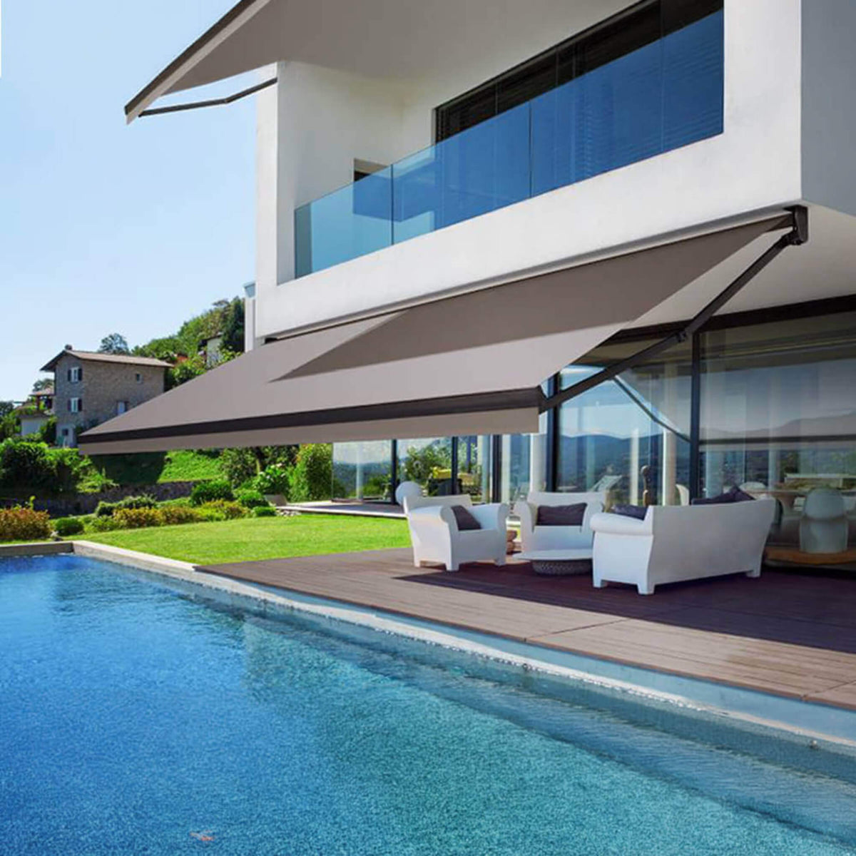 Multiple Awnings Brasilia Athena Retractable Sun Shade Awning (SAK43179)